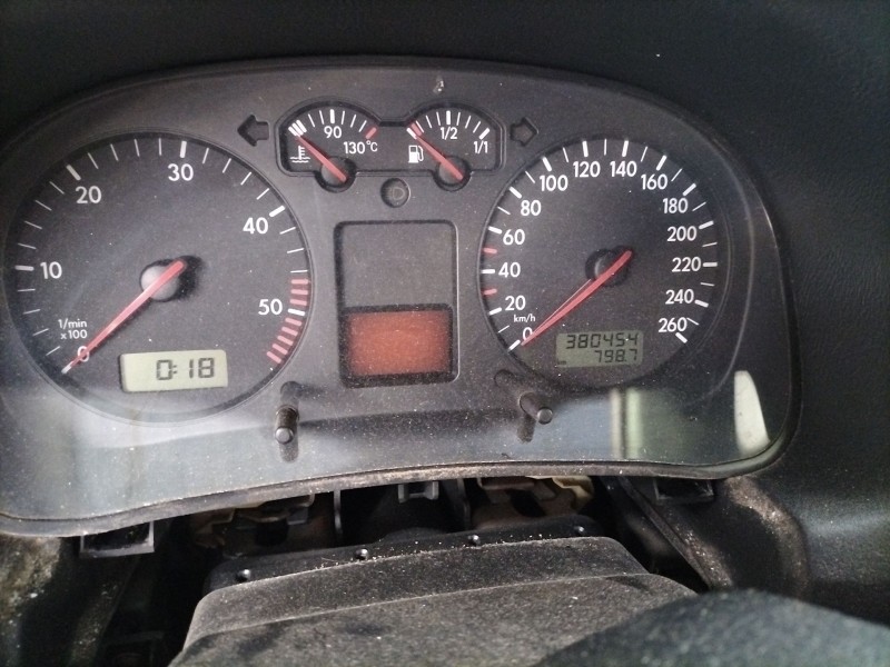 volkswagen golf iv berlina (1j1) 1.9 tdi | 0.97 - ... del año 2003 volkswagen golf iv berlina (1j1) 1.9 tdi | 0.97 - ... del año 2003