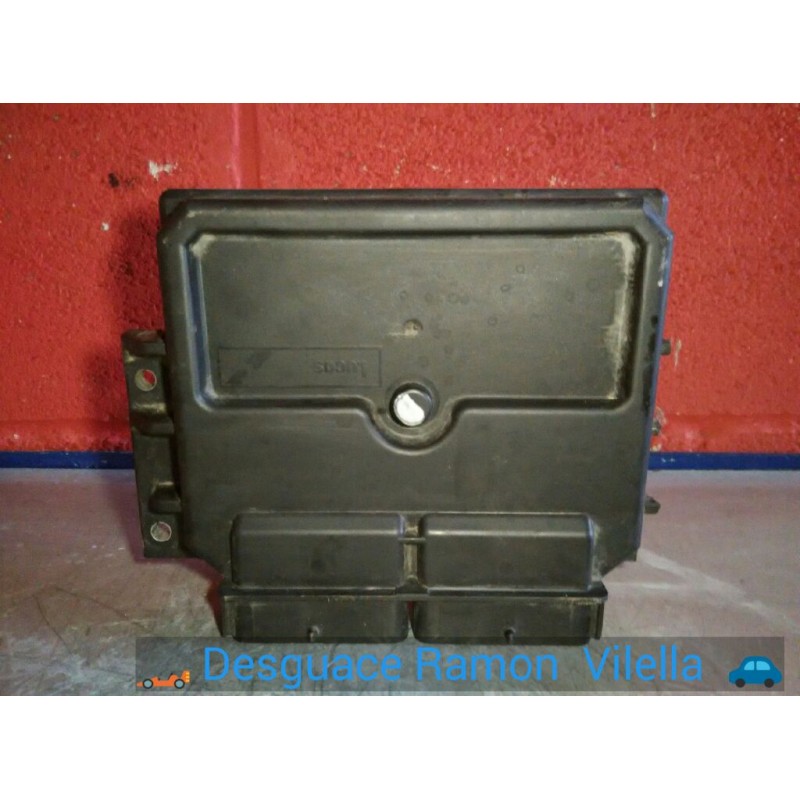 Recambio de centralita motor uce para renault clio ii fase i (b/cbo) 1.9 d | 0.98 - ... 1.9 d | 0.98 - ... referencia OEM IAM 82
