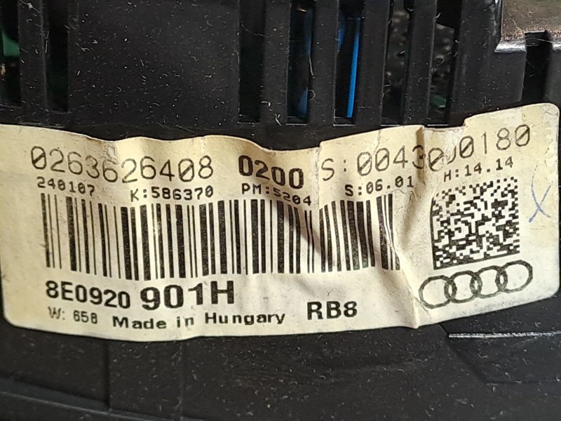 Recambio de cuadro instrumentos para audi a4 berlina (8e) 2.0 tdi referencia OEM IAM 8E0920901H 0263626408  Recambio de cuadro instrumentos para audi a4 berlina (8e) 2.0 tdi referencia OEM IAM 8E0920901H 0263626408