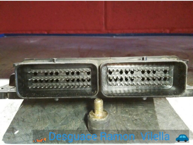 Recambio de centralita motor uce para renault clio ii fase i (b/cbo) 1.9 d | 0.98 - ... 1.9 d | 0.98 - ... referencia OEM IAM 82