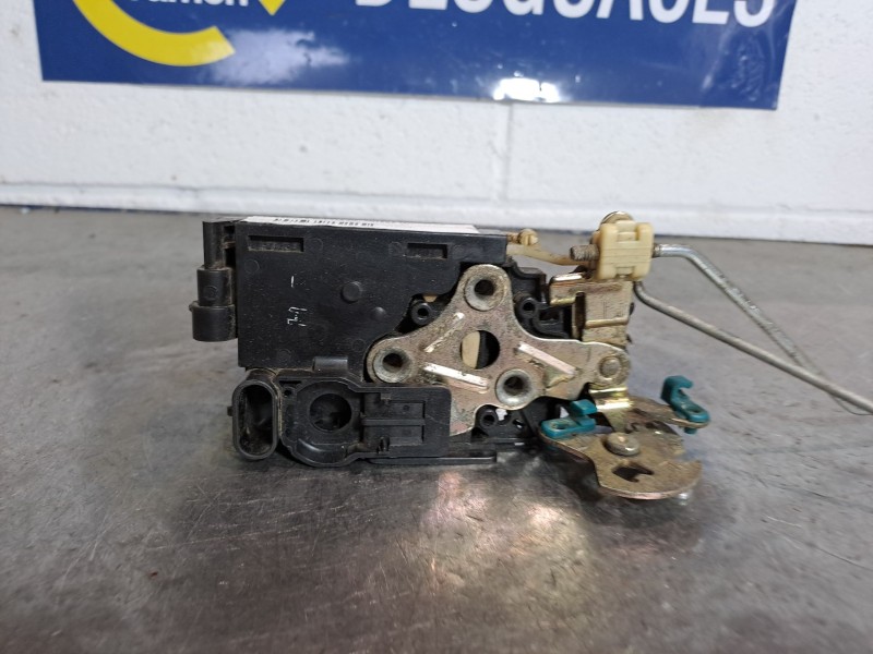 Recambio de cerradura puerta delantera izquierda para daewoo lanos referencia OEM IAM    Recambio de cerradura puerta delantera izquierda para daewoo lanos referencia OEM IAM