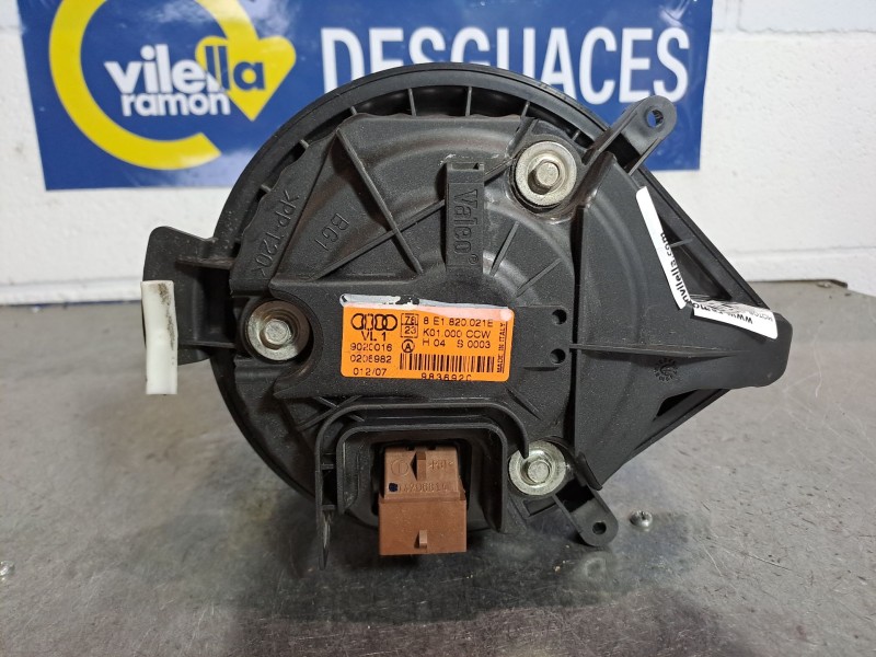 Recambio de motor calefaccion para audi a4 berlina (8e) 2.0 tdi referencia OEM IAM 8E1820021E 983692C  Recambio de motor calefaccion para audi a4 berlina (8e) 2.0 tdi referencia OEM IAM 8E1820021E 983692C