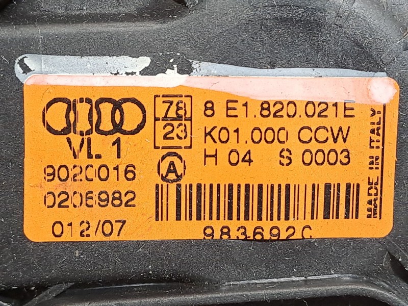 Recambio de motor calefaccion para audi a4 berlina (8e) 2.0 tdi referencia OEM IAM 8E1820021E 983692C  Recambio de motor calefaccion para audi a4 berlina (8e) 2.0 tdi referencia OEM IAM 8E1820021E 983692C