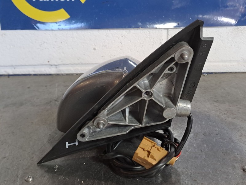 Recambio de retrovisor izquierdo para audi a4 berlina (8e) 2.0 tdi referencia OEM IAM ELECTRIC   Recambio de retrovisor izquierdo para audi a4 berlina (8e) 2.0 tdi referencia OEM IAM ELECTRIC