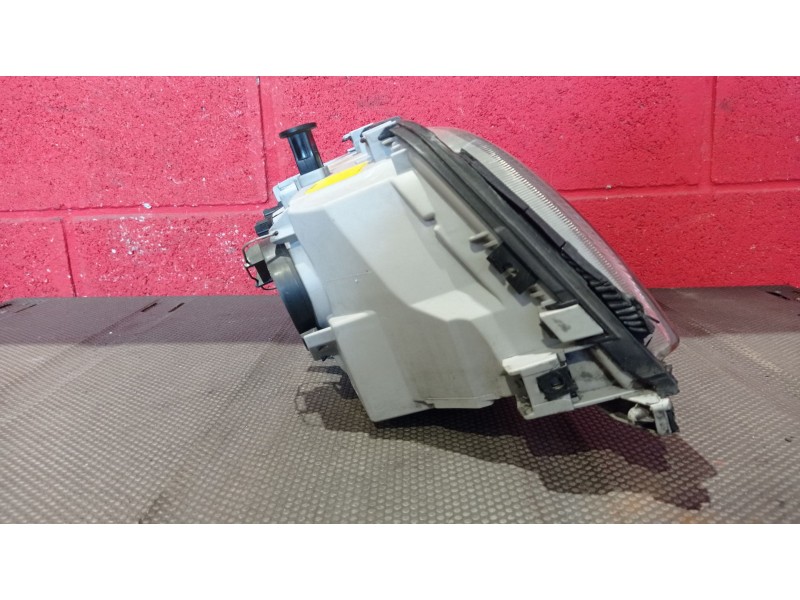 Recambio de faro izquierdo para mercedes clase c (w202) berlina 180 (202.018) referencia OEM IAM   
