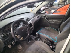 ford focus berlina (cak)  | 0.98 - 0.04 del año 2000