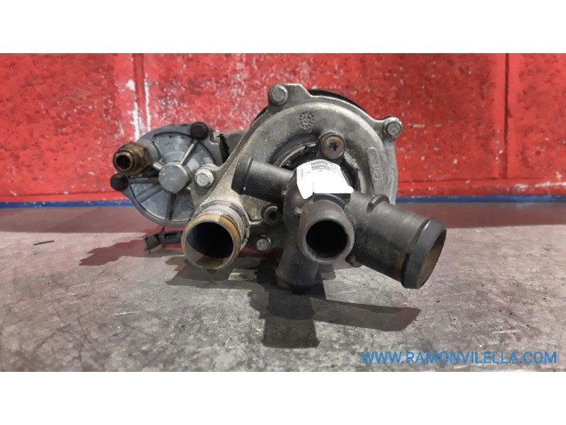 Recambio de bomba agua para ford transit 350 el referencia OEM IAM   