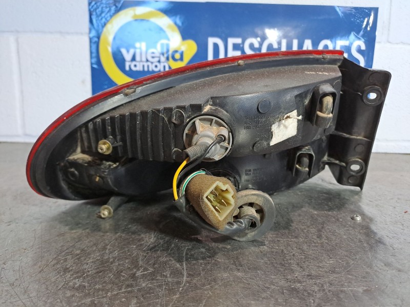 Recambio de piloto trasero derecho para daewoo lanos referencia OEM IAM    Recambio de piloto trasero derecho para daewoo lanos referencia OEM IAM