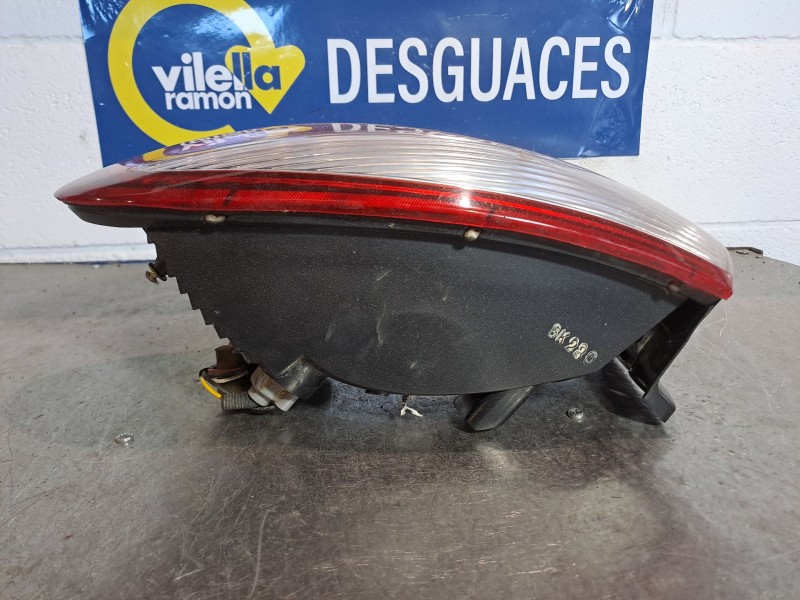 Recambio de piloto trasero derecho para daewoo lanos referencia OEM IAM    Recambio de piloto trasero derecho para daewoo lanos referencia OEM IAM