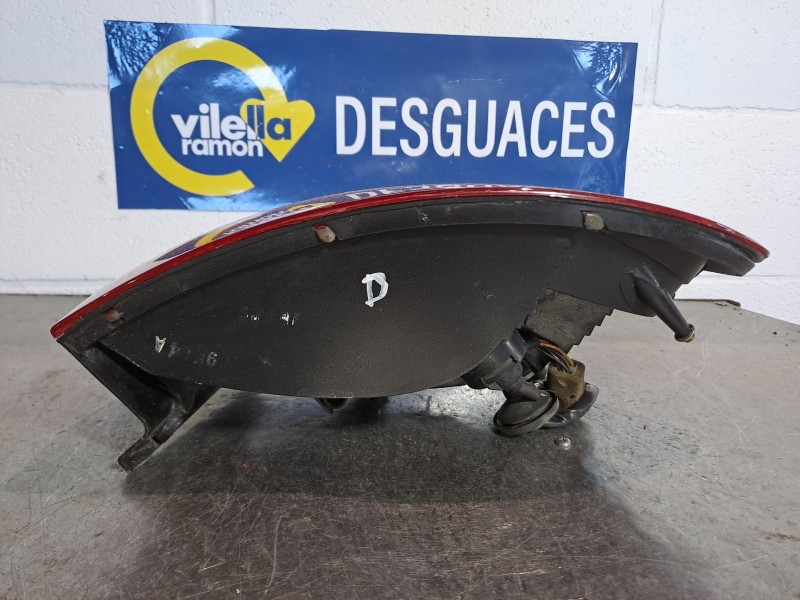 Recambio de piloto trasero derecho para daewoo lanos referencia OEM IAM    Recambio de piloto trasero derecho para daewoo lanos referencia OEM IAM