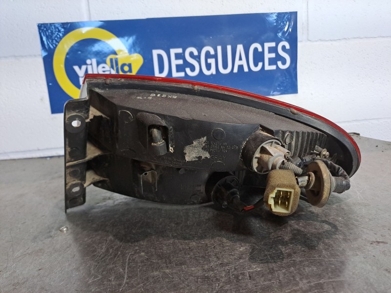 Recambio de piloto trasero izquierdo para daewoo lanos referencia OEM IAM   