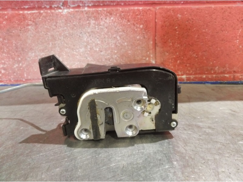 Recambio de cerradura puerta delantera derecha para mazda 6 berlina (gg) 2.0 diesel cat | 0.02 - ... 2.0 diesel cat | 0.02 - ...