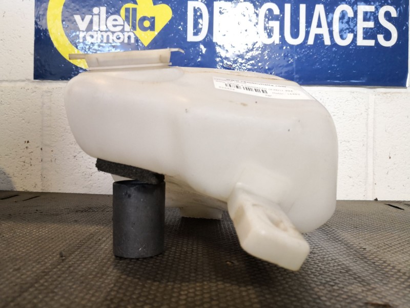 Recambio de deposito limpia para bmw serie 3 compacto (e36) 1.6 cat referencia OEM IAM    Recambio de deposito limpia para bmw serie 3 compacto (e36) 1.6 cat referencia OEM IAM