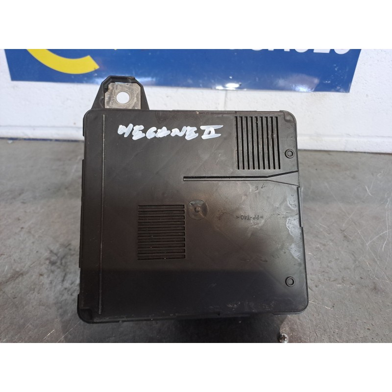 Recambio de caja reles fusibles para renault megane ii berlina 3p 1.6 16v | 0.02 - 0.09 1.6 16v | 0.02 - 0.09 referencia OEM IAM