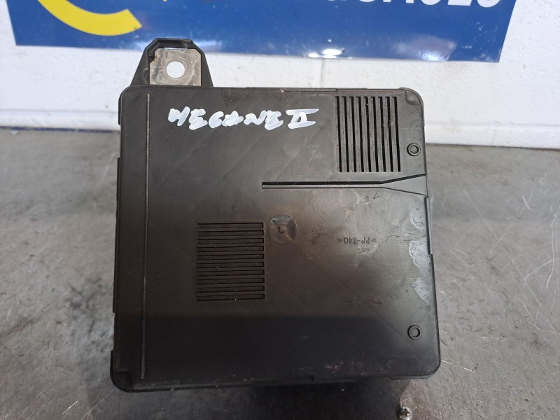 Recambio de caja reles fusibles para renault megane ii berlina 3p 1.6 16v | 0.02 - 0.09 1.6 16v | 0.02 - 0.09 referencia OEM IAM