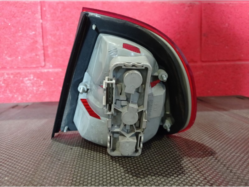 Recambio de piloto trasero izquierdo para seat cordoba berlina (6k2) 1.6 | 0.93 - ... 1.6 | 0.93 - ... referencia OEM IAM   