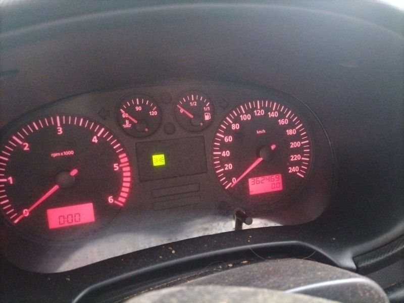 seat toledo (1m2)  | 0.99 - 0.04 del año 2003