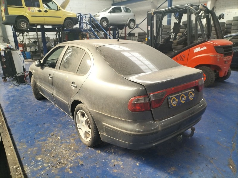 seat toledo (1m2)  | 0.99 - 0.04 del año 2003