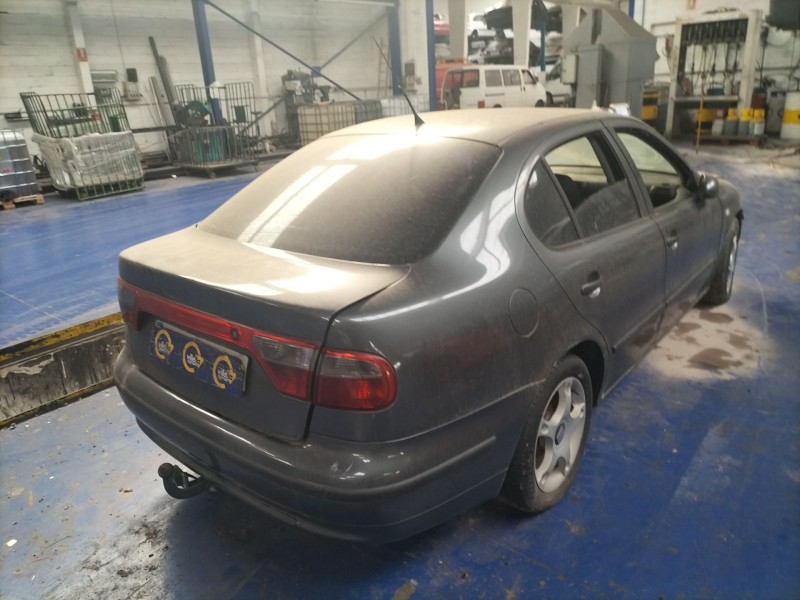 seat toledo (1m2)  | 0.99 - 0.04 del año 2003