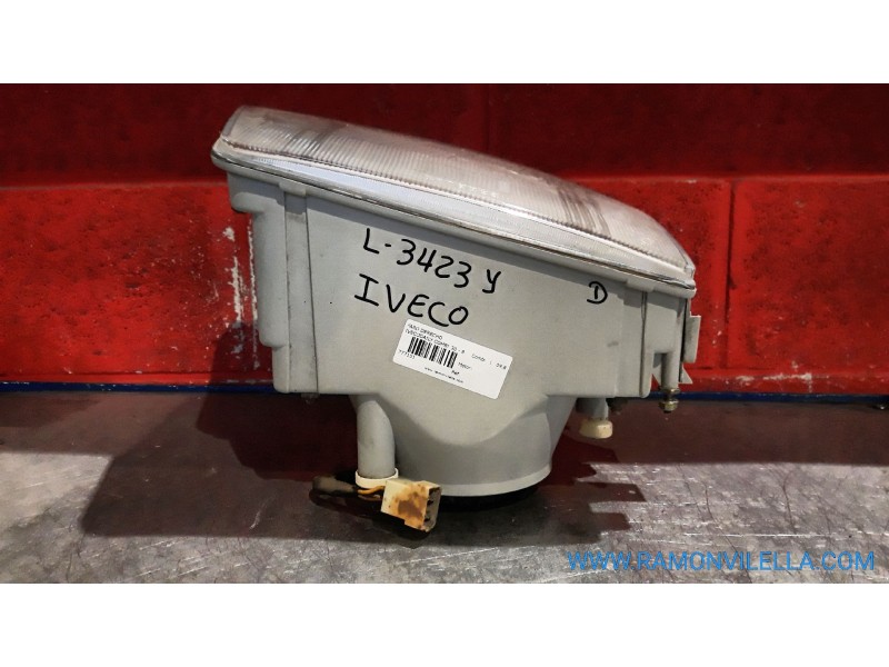 Recambio de faro derecho para iveco daily combi 30 - 8  combi | 09.81 - ... referencia OEM IAM   