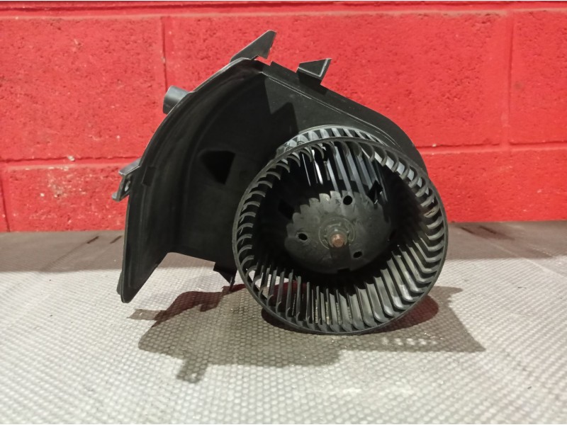 Recambio de motor calefaccion para seat cordoba berlina (6k2) 1.6 | 0.93 - ... 1.6 | 0.93 - ... referencia OEM IAM 1H1820021  