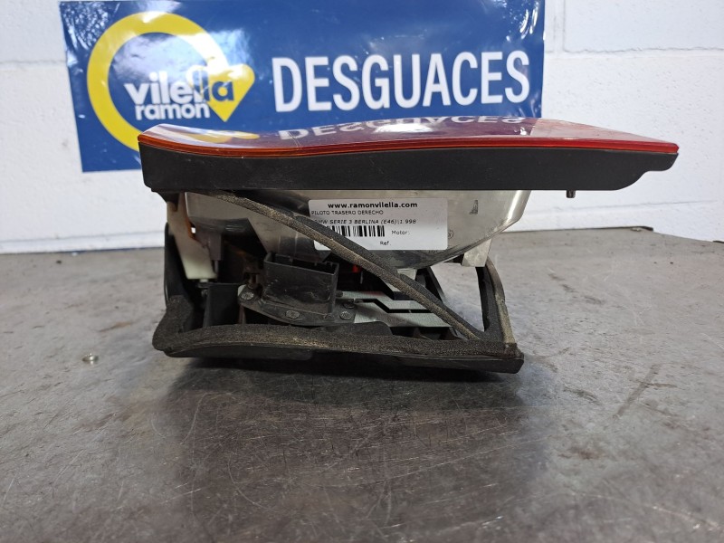 Recambio de piloto trasero derecho para bmw serie 3 berlina (e46) referencia OEM IAM    Recambio de piloto trasero derecho para bmw serie 3 berlina (e46) referencia OEM IAM