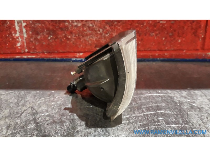 Recambio de piloto delan. izquierdo para iveco daily combi 30 - 8  combi | 09.81 - ... referencia OEM IAM   