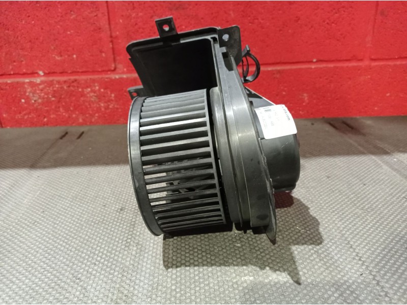 Recambio de motor calefaccion para seat cordoba berlina (6k2) 1.6 | 0.93 - ... 1.6 | 0.93 - ... referencia OEM IAM 1H1820021  