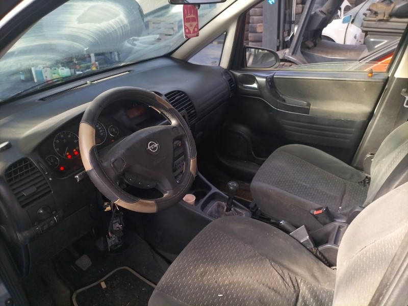 opel zafira a 2.0 dti | 0.99 - 0.05 del año 2004