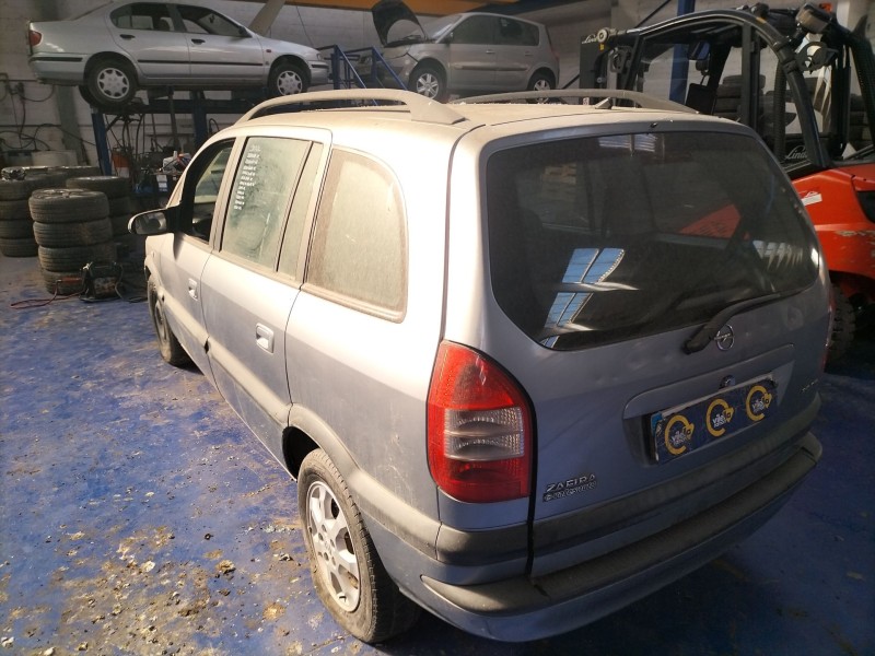 opel zafira a 2.0 dti | 0.99 - 0.05 del año 2004