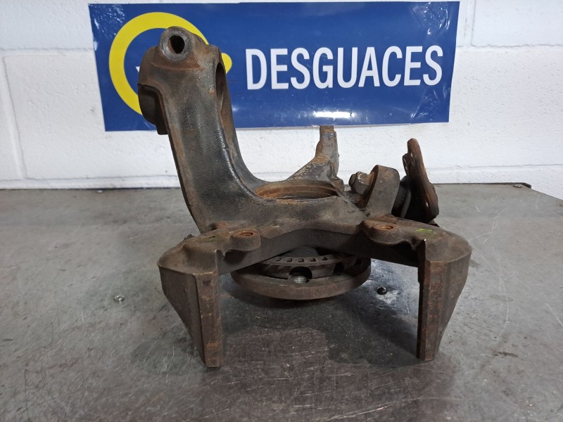 Recambio de mangueta delantera derecha para volkswagen golf iv berlina (1j1) básico | 05.99 - ... referencia OEM IAM    Recambio de mangueta delantera derecha para volkswagen golf iv berlina (1j1) básico | 05.99 - ... referencia OEM IAM