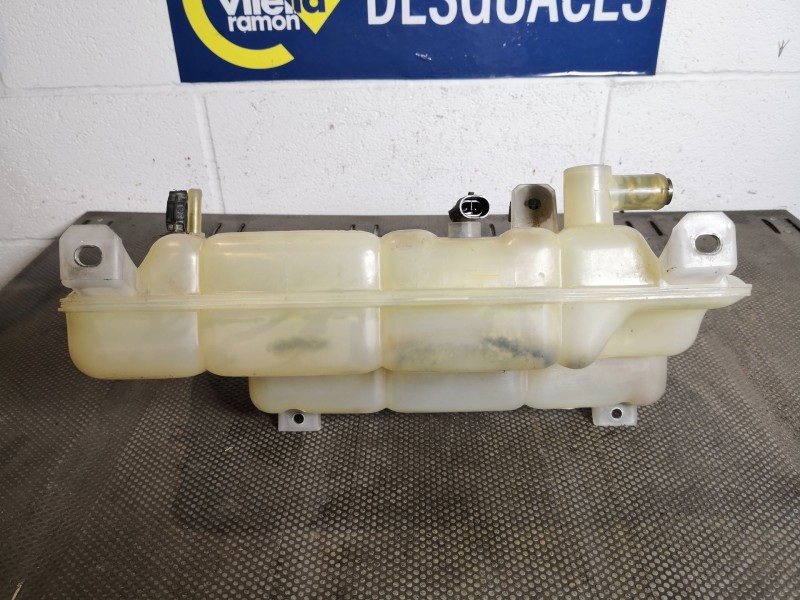 Recambio de deposito expansion para iveco daily caja cerrada (2006 =>)  | ... daily caja cerrada (2006 =>)  | ... referencia OEM