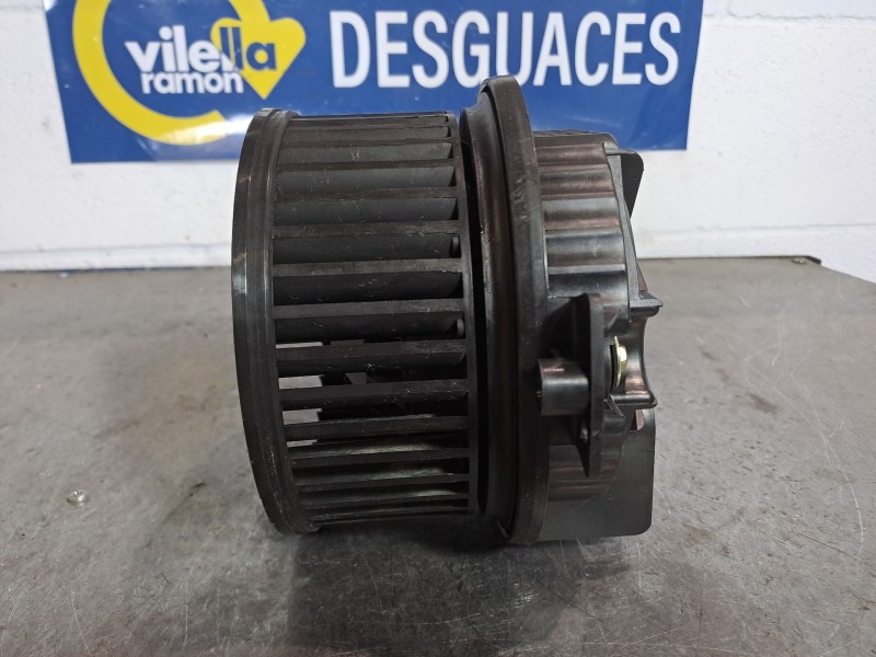 Recambio de motor calefaccion para audi a4 berlina (8e) 1.9 tdi referencia OEM IAM 8E1820021E 9020016  Recambio de motor calefaccion para audi a4 berlina (8e) 1.9 tdi referencia OEM IAM 8E1820021E 9020016