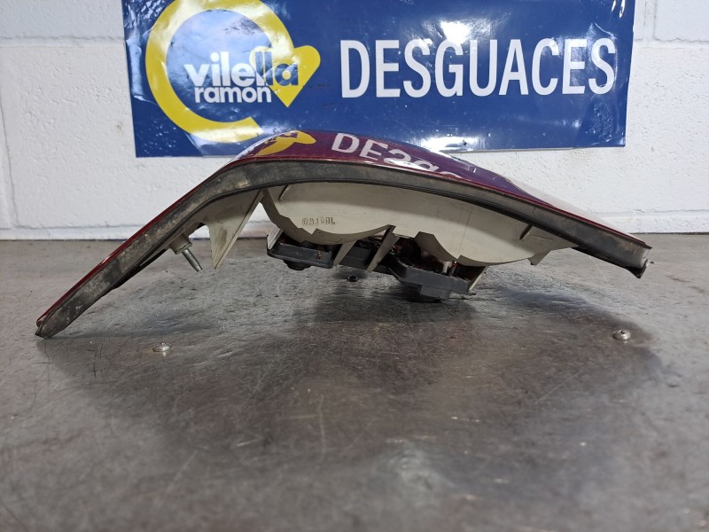 Recambio de piloto trasero izquierdo para opel vectra b fastback (38_) 1.6 i 16v referencia OEM IAM    Recambio de piloto trasero izquierdo para opel vectra b fastback (38_) 1.6 i 16v referencia OEM IAM