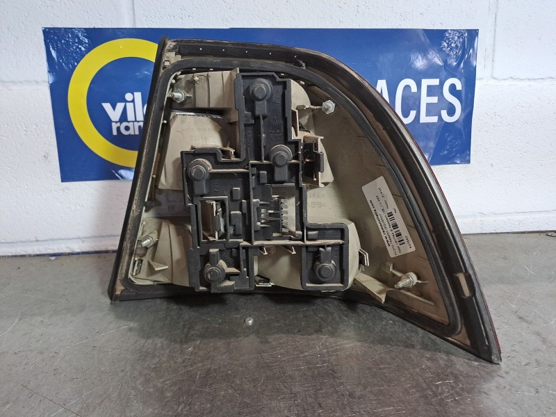 Recambio de piloto trasero izquierdo para opel vectra b fastback (38_) 1.6 i 16v referencia OEM IAM    Recambio de piloto trasero izquierdo para opel vectra b fastback (38_) 1.6 i 16v referencia OEM IAM