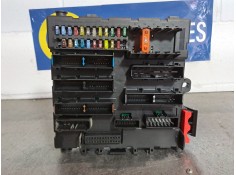 Recambio de caja reles fusibles para opel vectra c berlina 2.2 16v dti cat (y 22 dtr / l50) referencia OEM IAM 13125487 51903110 2