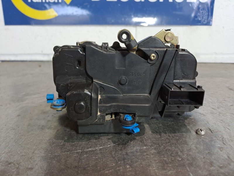 Recambio de cerradura puerta delantera derecha para citroen berlingo referencia OEM IAM   