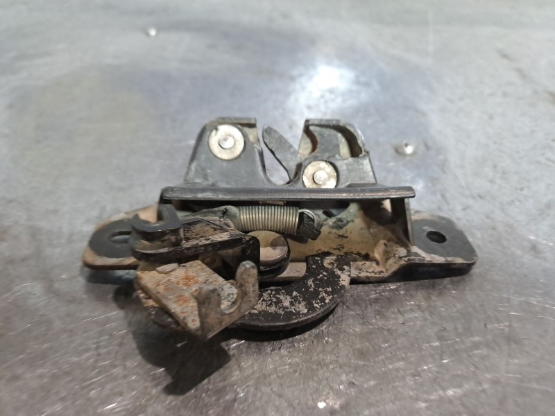 Recambio de cerradura puerta trasera izquierda para citroen berlingo referencia OEM IAM   