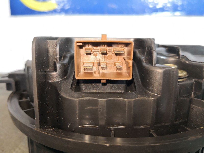 Recambio de motor calefaccion para audi a4 berlina (8e) referencia OEM IAM 8E1820021B   Recambio de motor calefaccion para audi a4 berlina (8e) referencia OEM IAM 8E1820021B