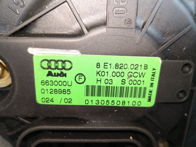 Recambio de motor calefaccion para audi a4 berlina (8e) referencia OEM IAM 8E1820021B   Recambio de motor calefaccion para audi a4 berlina (8e) referencia OEM IAM 8E1820021B