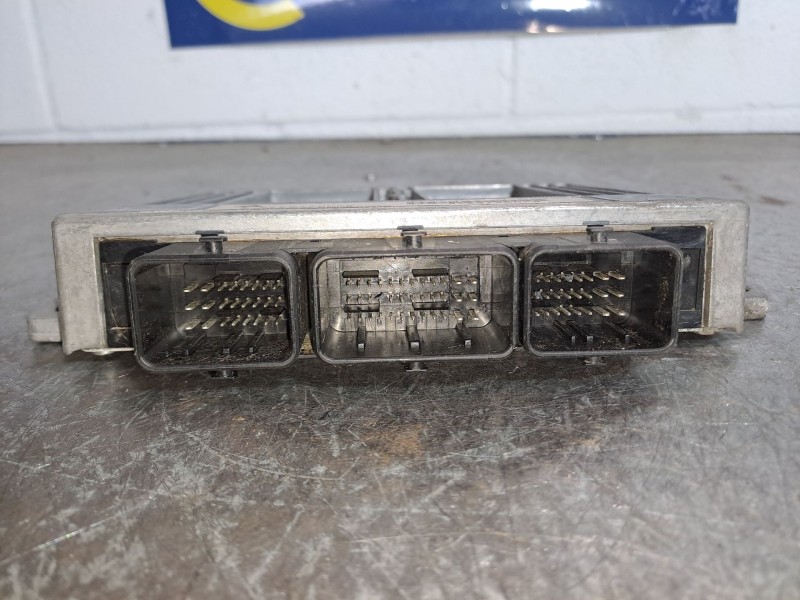 Recambio de centralita motor uce para renault laguna ii (bg0) authentique | 0.01 - ... authentique | 0.01 - ... referencia OEM I