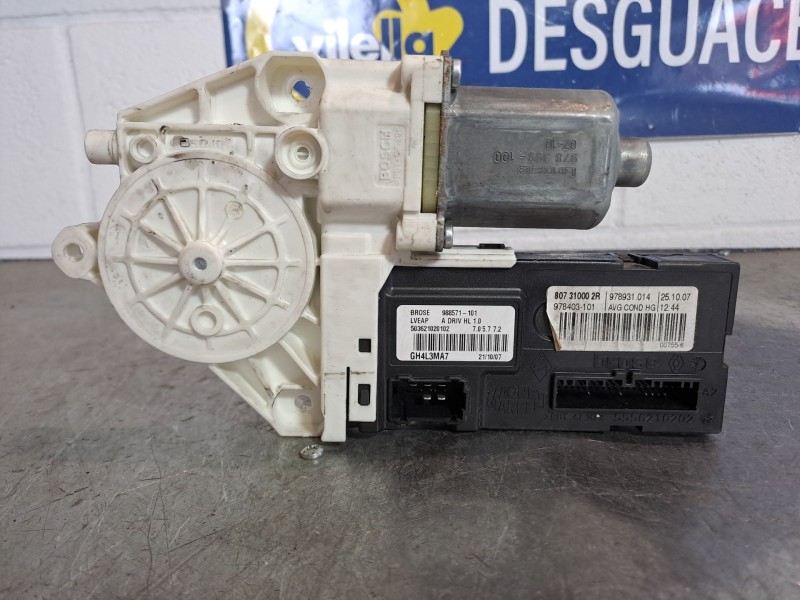 Recambio de motor elevalunas delantero izquierdo para renault laguna iii referencia OEM IAM 988571101 807310002R  Recambio de motor elevalunas delantero izquierdo para renault laguna iii referencia OEM IAM 988571101 807310002R
