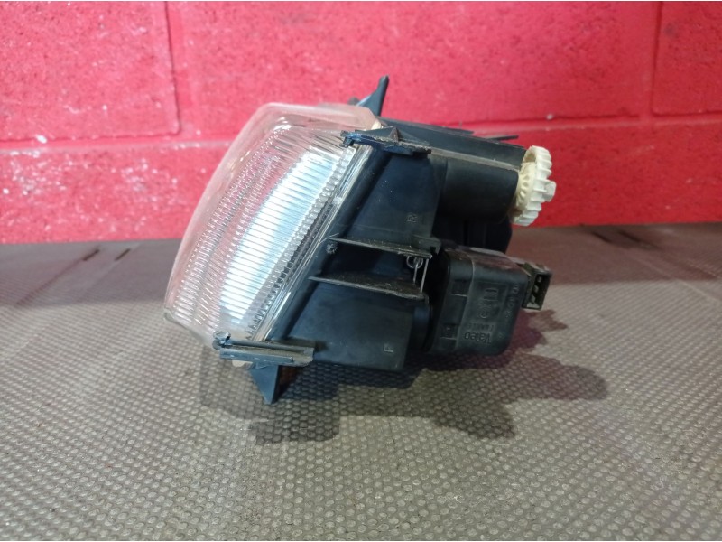 Recambio de faro izquierdo para seat cordoba berlina (6k2) 1.6 | 0.93 - ... 1.6 | 0.93 - ... referencia OEM IAM   