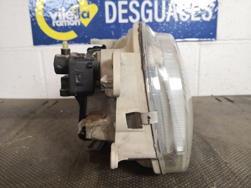Recambio de faro derecho para renault twingo 1.2 referencia OEM IAM   