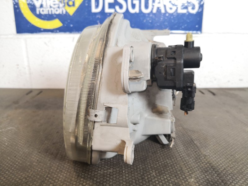 Recambio de faro izquierdo para renault twingo 1.2 referencia OEM IAM 7700419305  