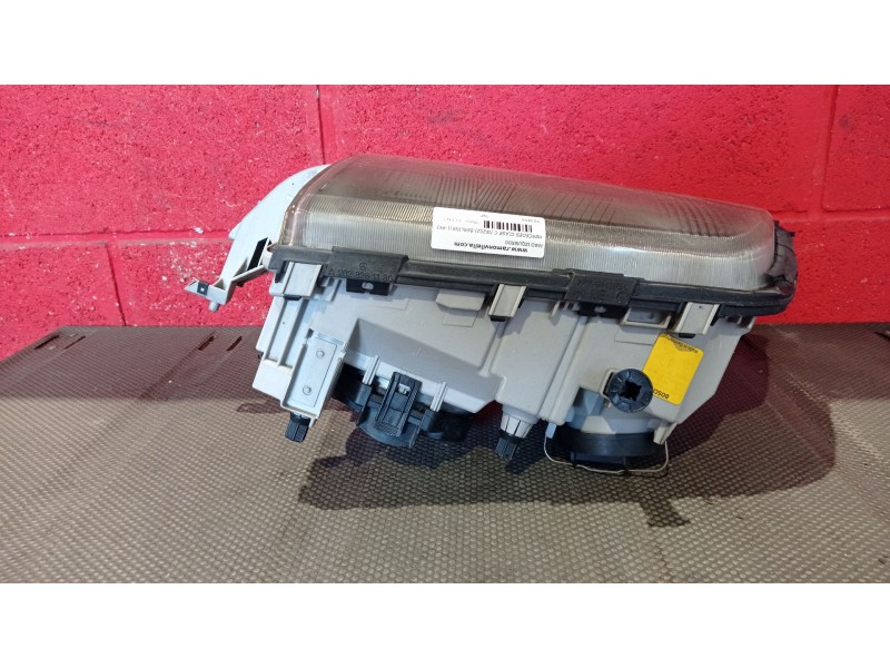 Recambio de faro izquierdo para mercedes clase c (w202) berlina 180 (202.018) referencia OEM IAM   