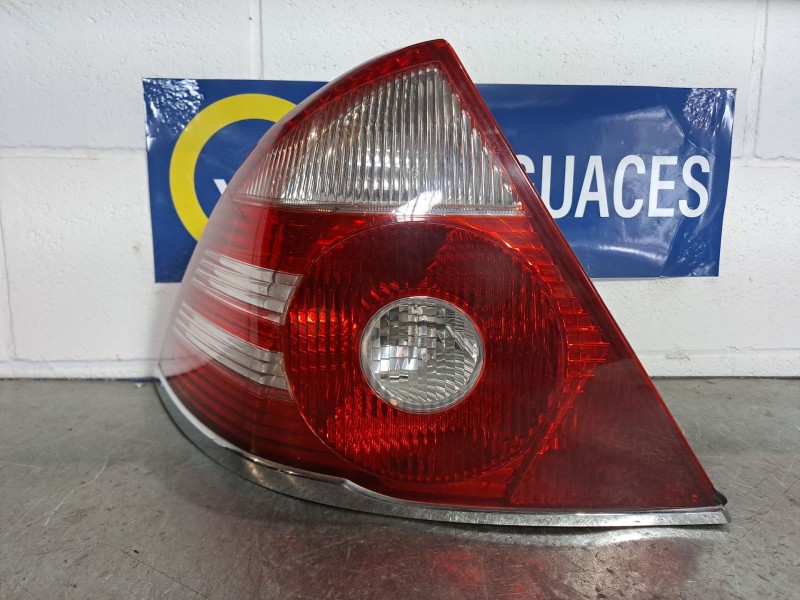 Recambio de piloto trasero izquierdo para ford mondeo referencia OEM IAM   