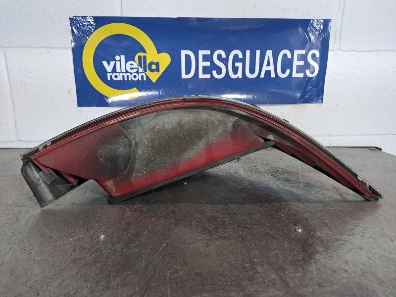 Recambio de piloto trasero derecho para ford mondeo referencia OEM IAM   