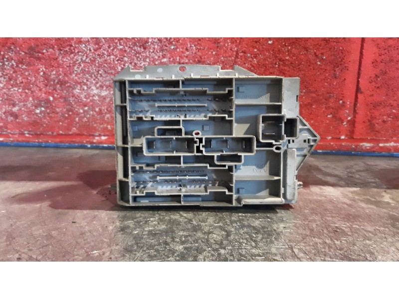 Recambio de caja reles / fusibles para fiat stilo multi wagon (192) 1.9 jtd 115 | 0.03 - ... 1.9 jtd 115 | 0.03 - ... referencia