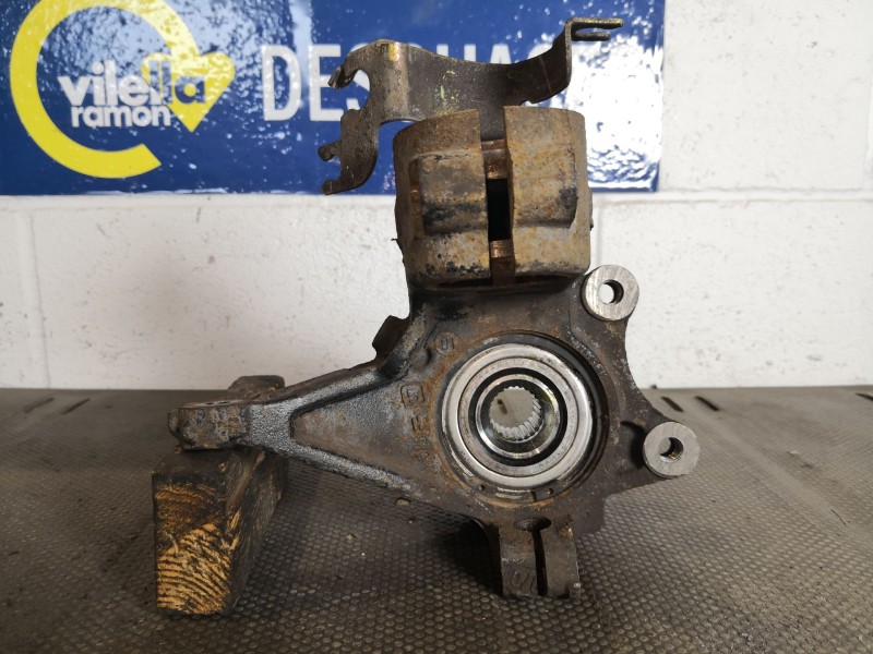 Recambio de mangueta delantera izquierda para renault megane classic rxe 1.9dti auto proactiva referencia OEM IAM    Recambio de mangueta delantera izquierda para renault megane classic rxe 1.9dti auto proactiva referencia OEM IAM